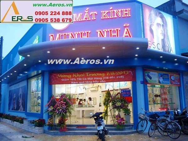 THIẾT KẾ NỘI THẤT SHOP MẮT KÍNH MINH NHÃ ở Bình Thuận